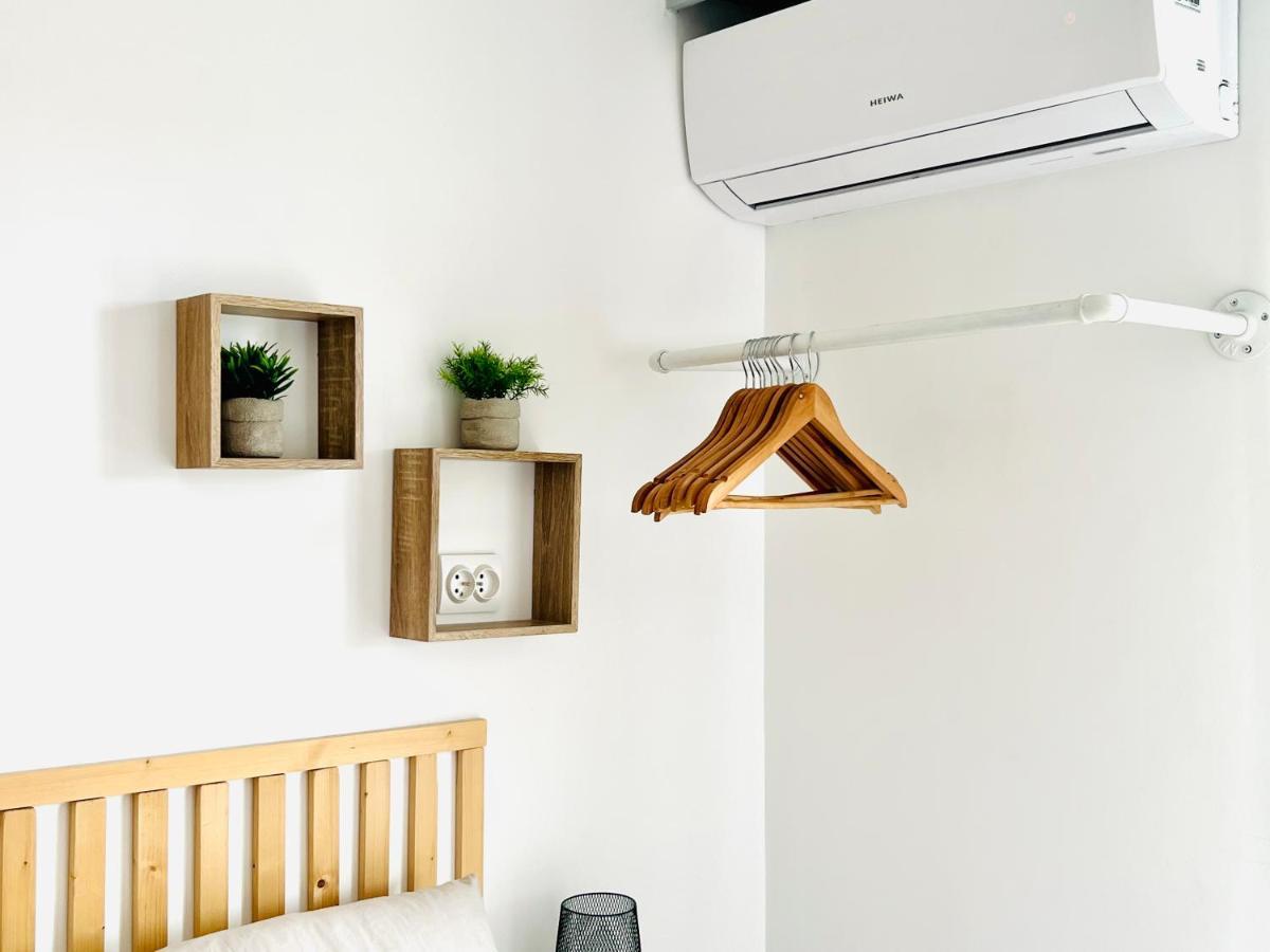 Les Palmiers - Appartement Avec Piscine Proche Plages - Wifi Et Clim 昂蒂布 外观 照片
