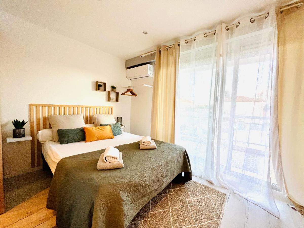 Les Palmiers - Appartement Avec Piscine Proche Plages - Wifi Et Clim 昂蒂布 外观 照片